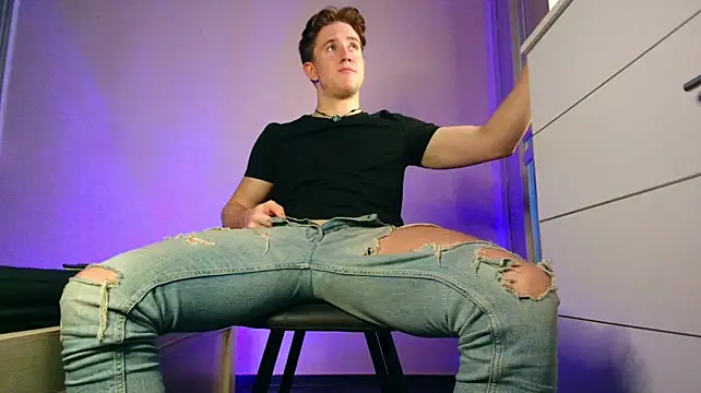 ChristianLevine_ webcam