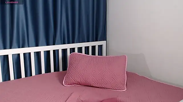 busty-thaiger (F milf) - DP Show