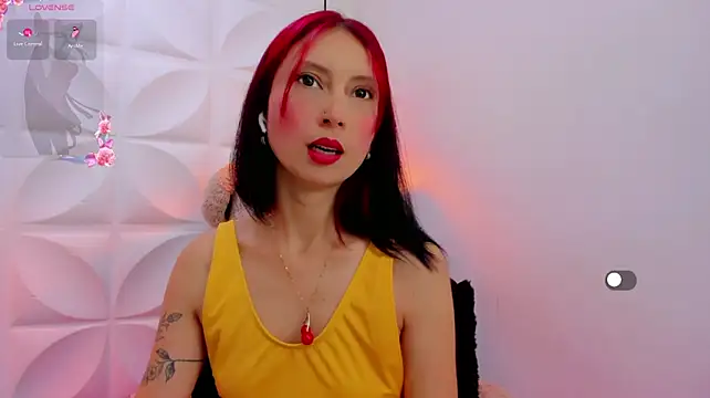 zaira_skinny webcam