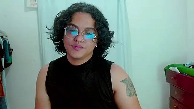 Diane_exotic webcam