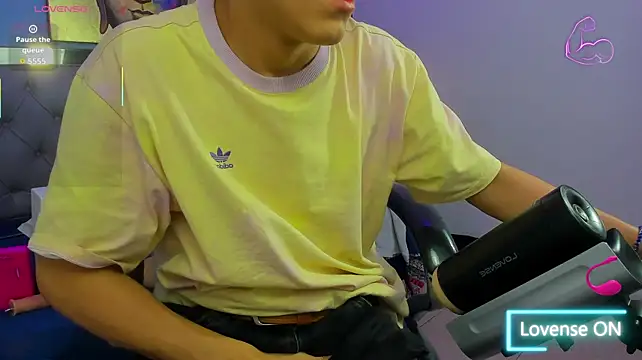 Ethanx18_ webcam