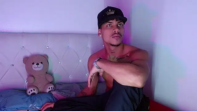 Angel_foxc13 webcam