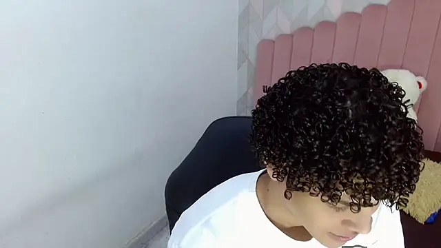 MatewHottxxx webcam