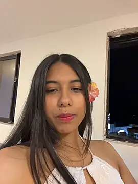 IsaSweett webcam