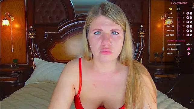 NoraBigAss webcam