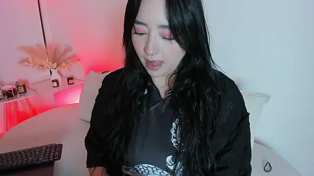 Miss_Loise webcam