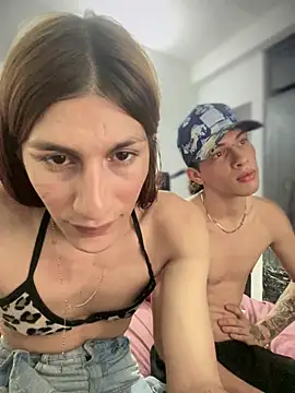 Model: Pride_couple