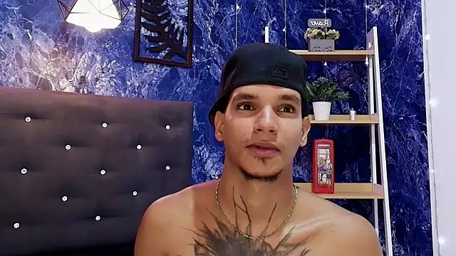 kai_storm77 live cam on StripChat