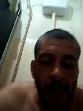 Nilsonmm live cam on StripChat