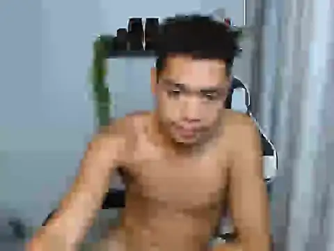 curlyasian_njxx