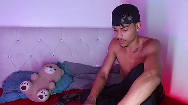Angel_foxc13 webcam