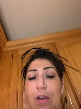 LittleMissEeve live webcam
