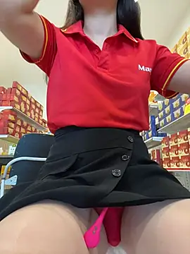 Sneaky_Cumshoot live sex cam