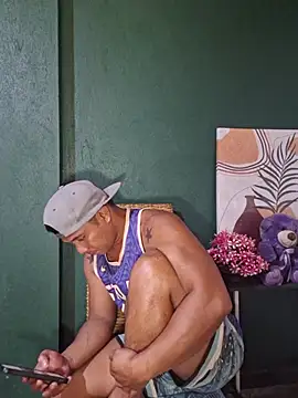 Felix_Asher