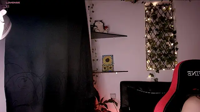 kisstarxxx