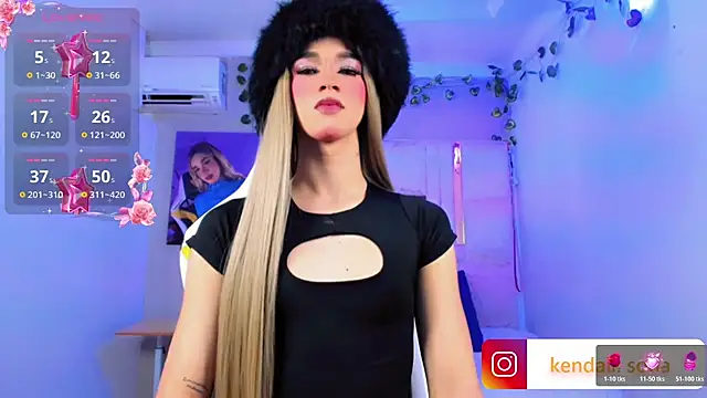 Sophiaa_doll_ live cam on StripChat