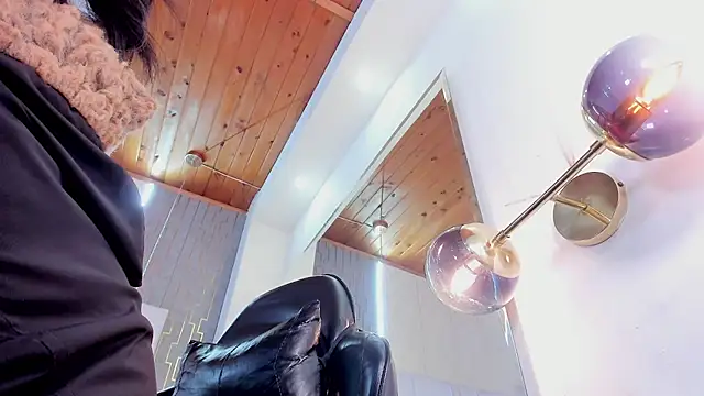 lia_mariana webcam
