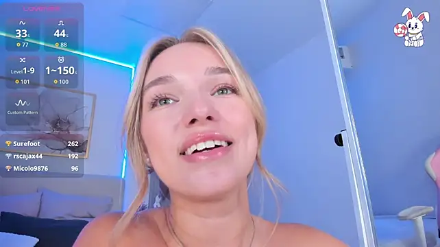 VirginChloe webcam
