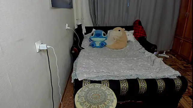 monica__elder webcam