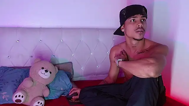 Angel_foxc13 webcam