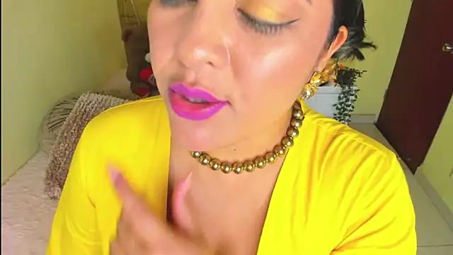 Julia_Haye webcam