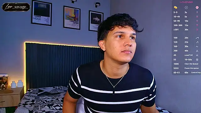 Leo_Savage_ webcam