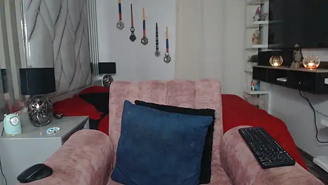 nati_muscle webcam