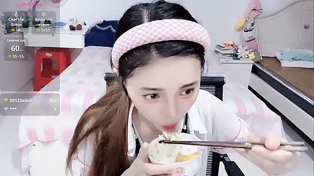 miaomiao-99 webcam