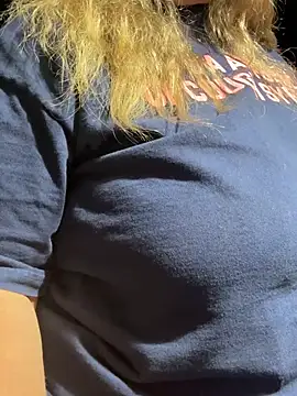 BigMama6969 webcam