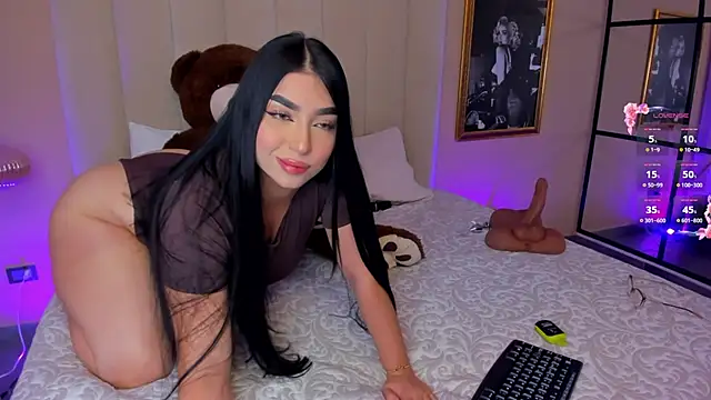AlyssiaDanger webcam