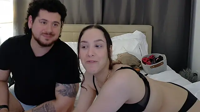 cutie_couple9396 webcam
