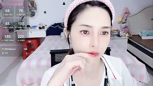 miaomiao-99 webcam