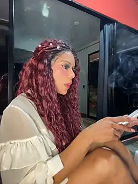 Modelo: HOT_LADY_777