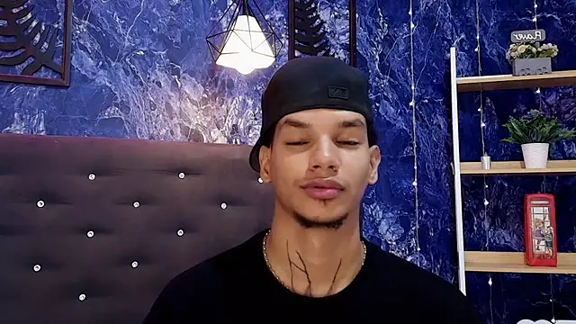 kai_storm77 webcam