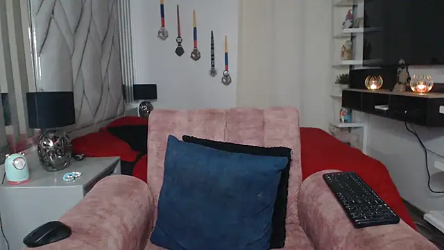 nati_muscle webcam