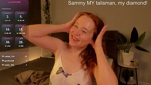 Kira_Adler webcam