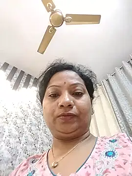 Cute-Janvi20 webcam