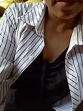 Maikute9696 webcam