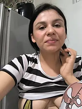 Daniela-rosee webcam
