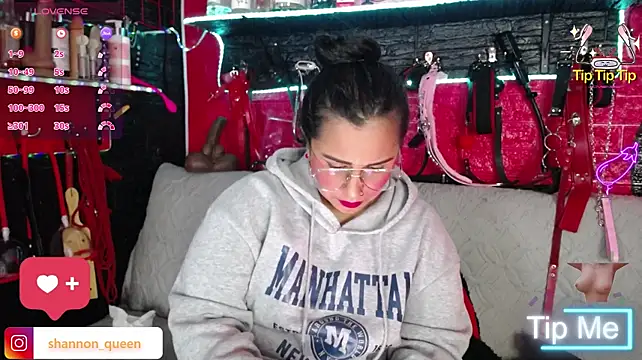 shannon_queen- webcam