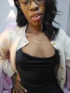 Im_Camila__ webcam