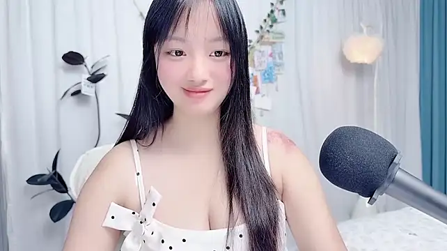Winnie666999 webcam