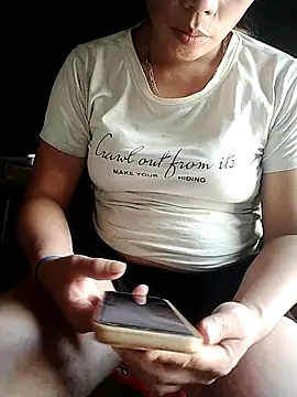Diana_hi webcam