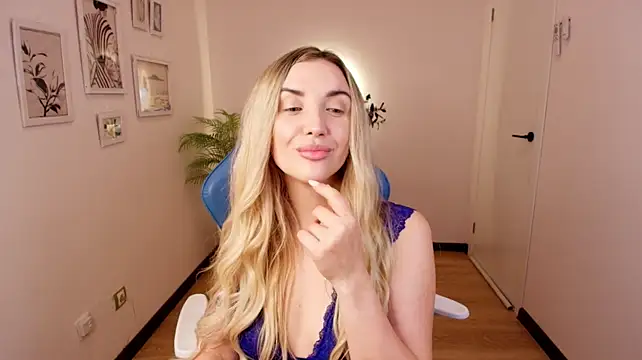 White_F0x webcam