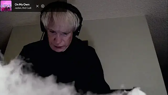 Snarfle82 webcam