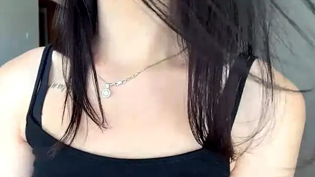 LivianDivorce live cam on StripChat