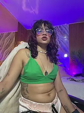 kristen_tay