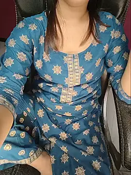 Aditi_1 webcam