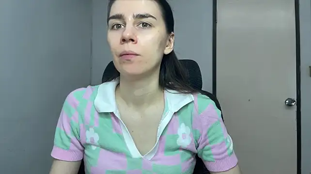 SassyJessi webcam