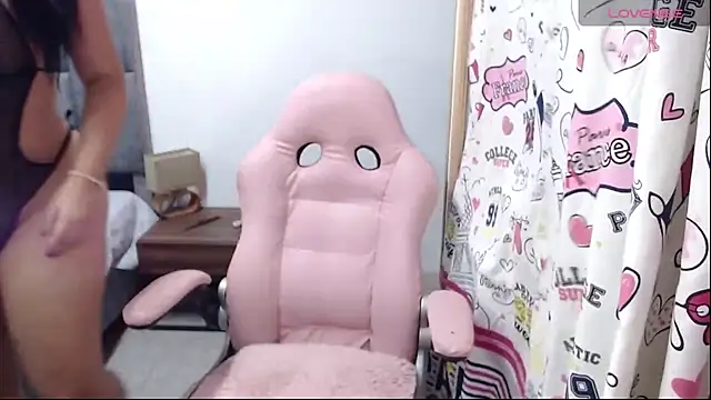 Alicelunaa webcam